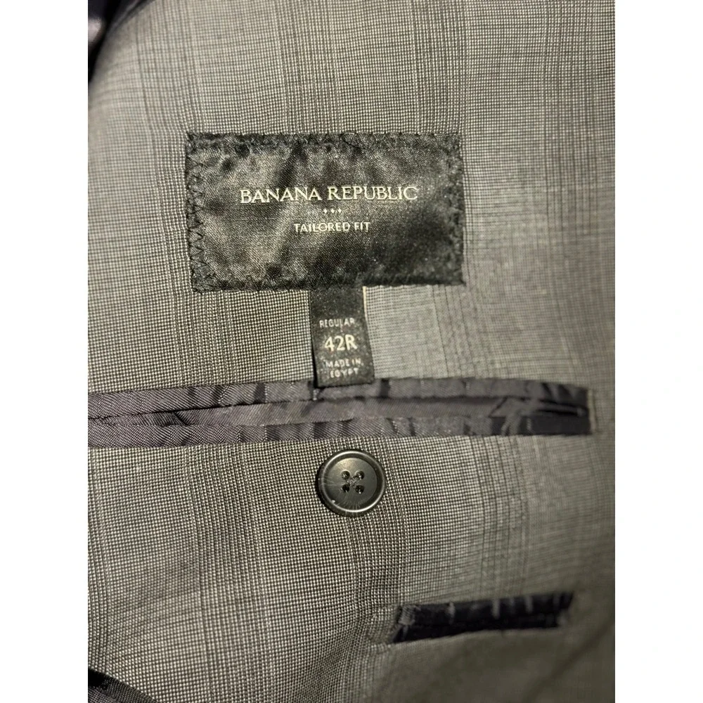 Banana Republic Mens 42R Tailored Fit Grey Plaid Blazer Jacket 415439-00